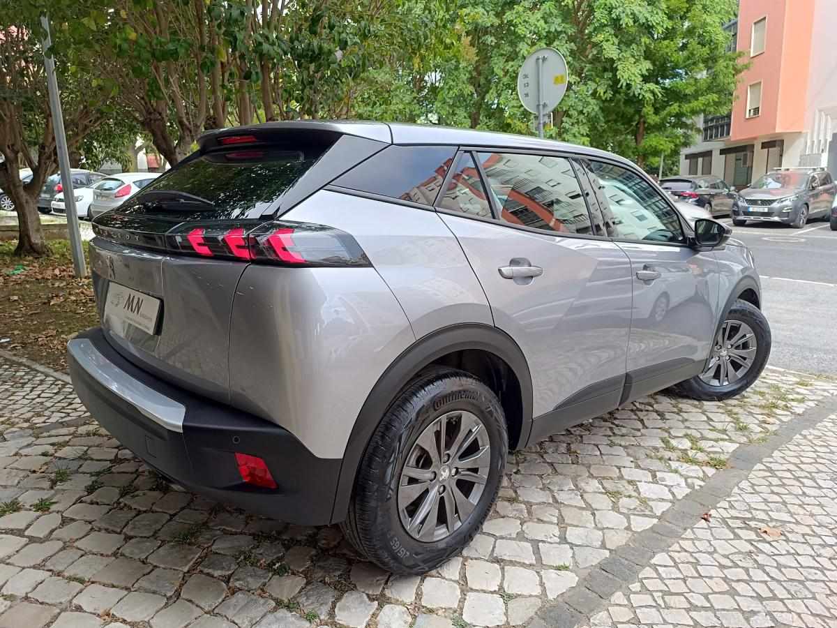 peugeot-2008-2022-gasolina-1199cc