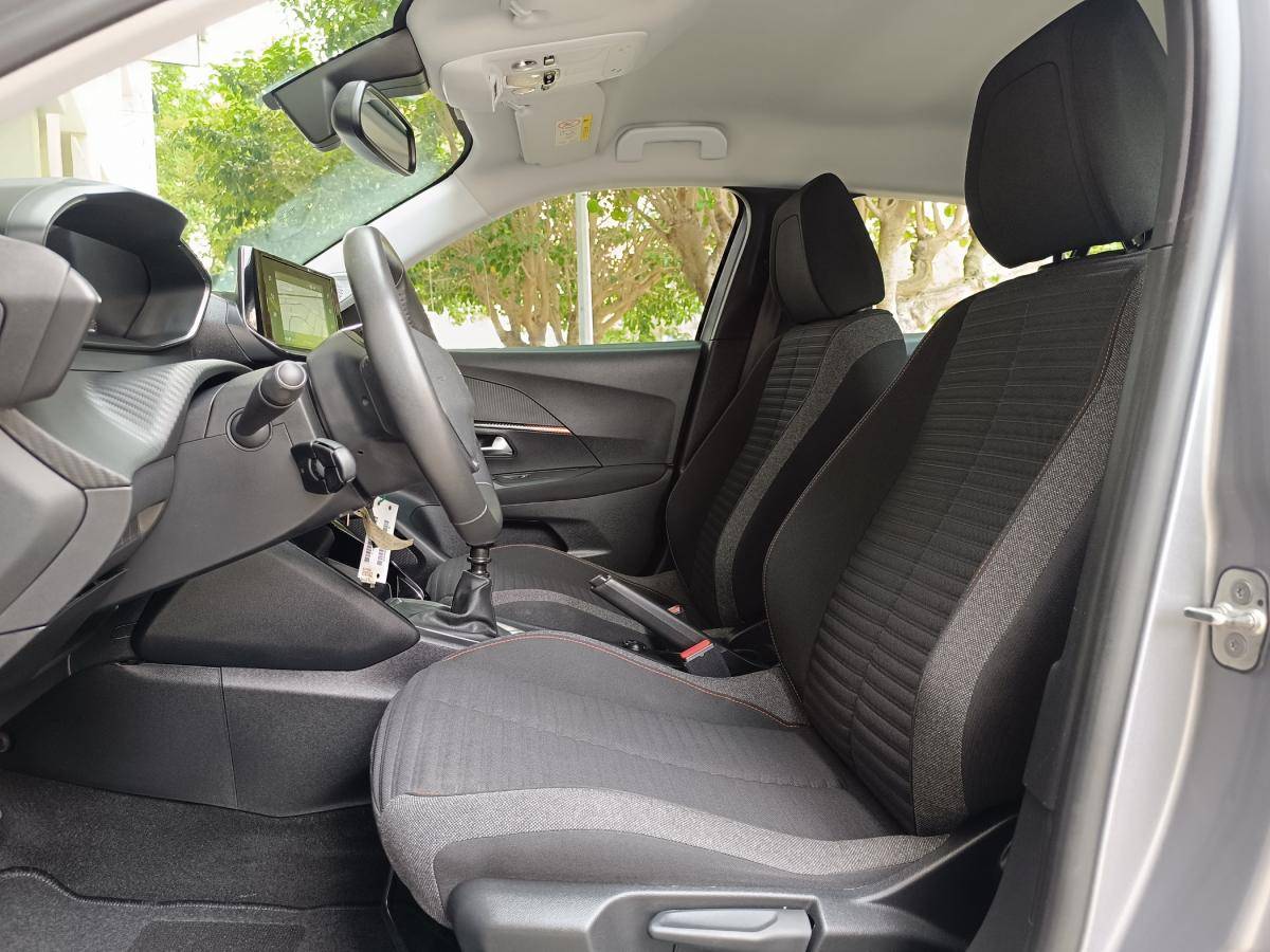 peugeot-2008-2022-gasolina-1199cc