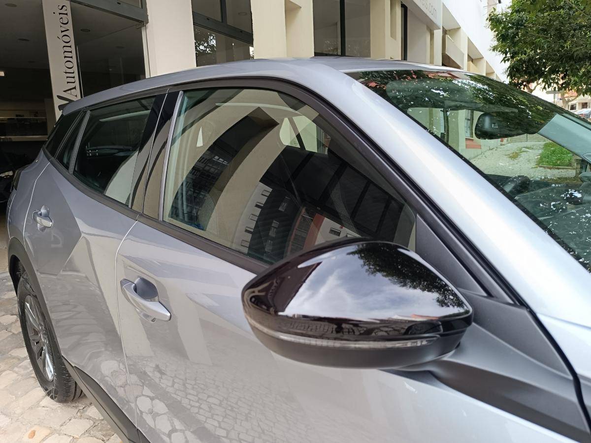 peugeot-2008-2022-gasolina-1199cc
