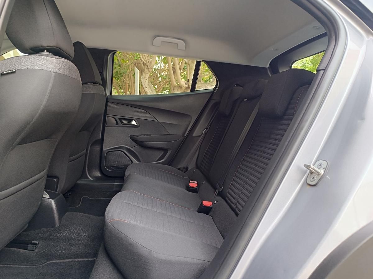 peugeot-2008-2022-gasolina-1199cc