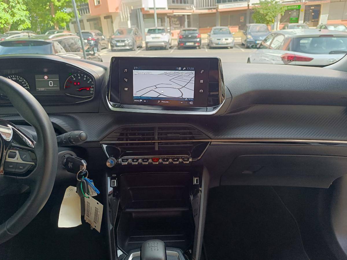 peugeot-2008-2022-gasolina-1199cc