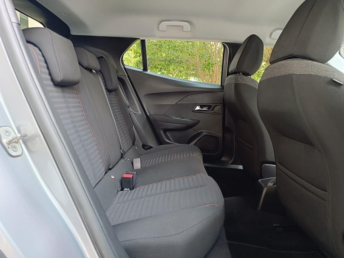 peugeot-2008-2022-gasolina-1199cc