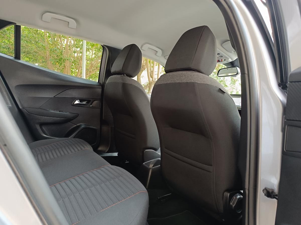 peugeot-2008-2022-gasolina-1199cc