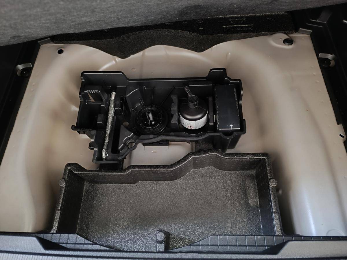 peugeot-2008-2022-gasolina-1199cc