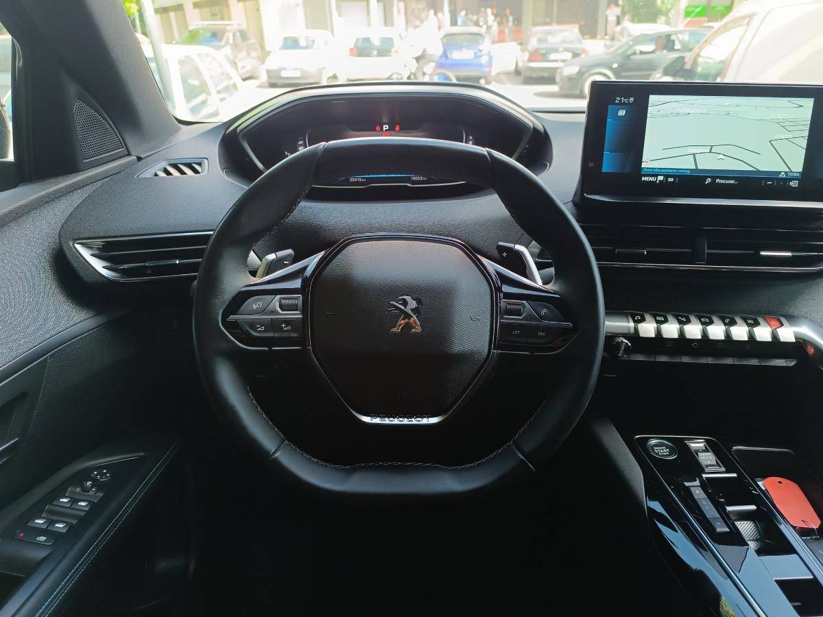 peugeot-5008-2023-gasolina-1199cc