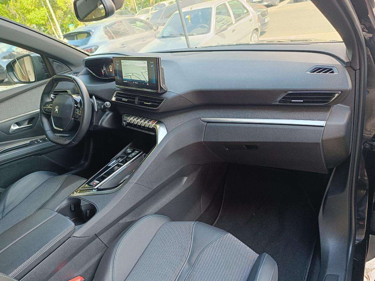 peugeot-5008-2023-gasolina-1199cc
