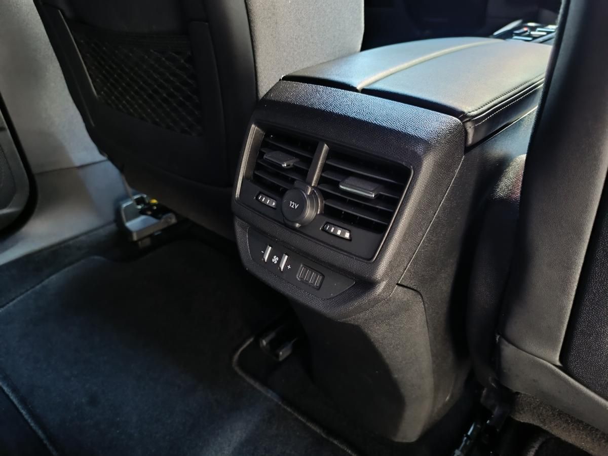 peugeot-5008-2023-gasolina-1199cc