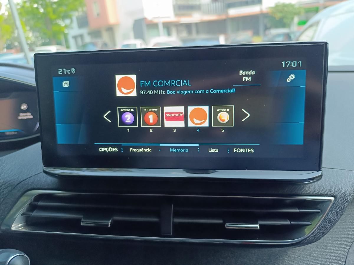 peugeot-5008-2023-gasolina-1199cc
