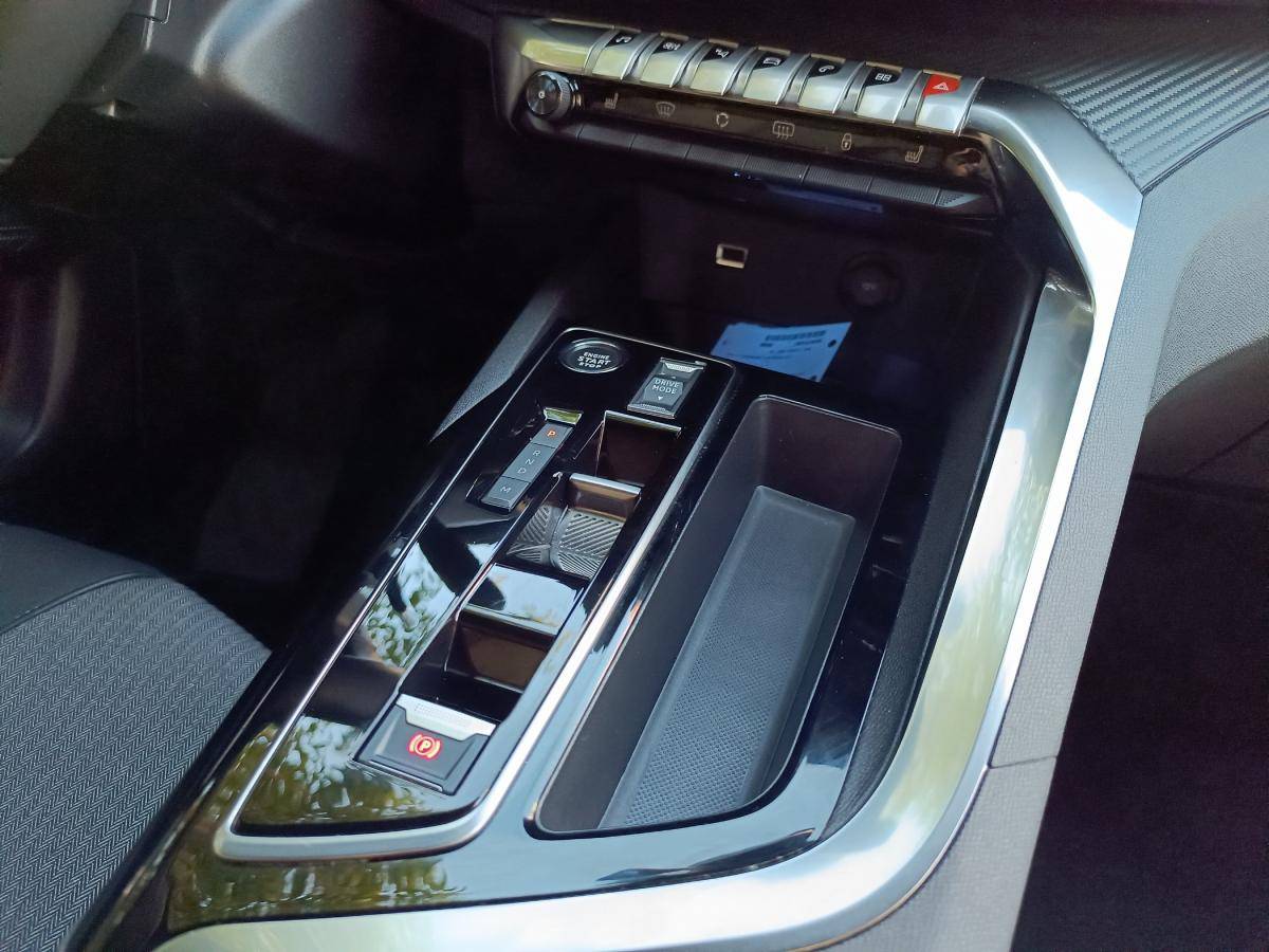 peugeot-3008-2024-gasolina-1199cc