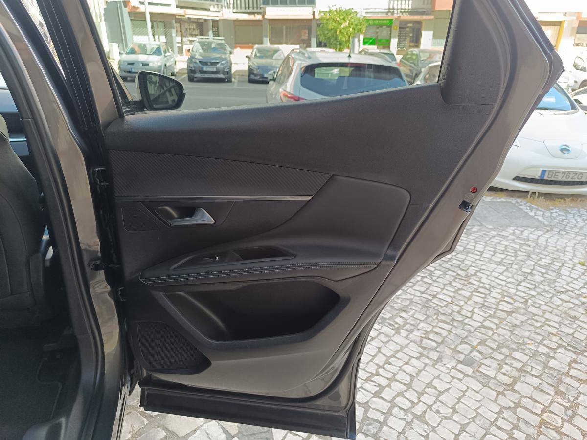 peugeot-3008-2024-gasolina-1199cc