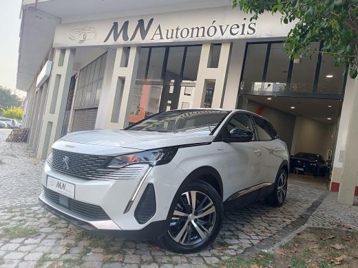 peugeot-3008-2023-hibrido-a-gasolina-1598cc