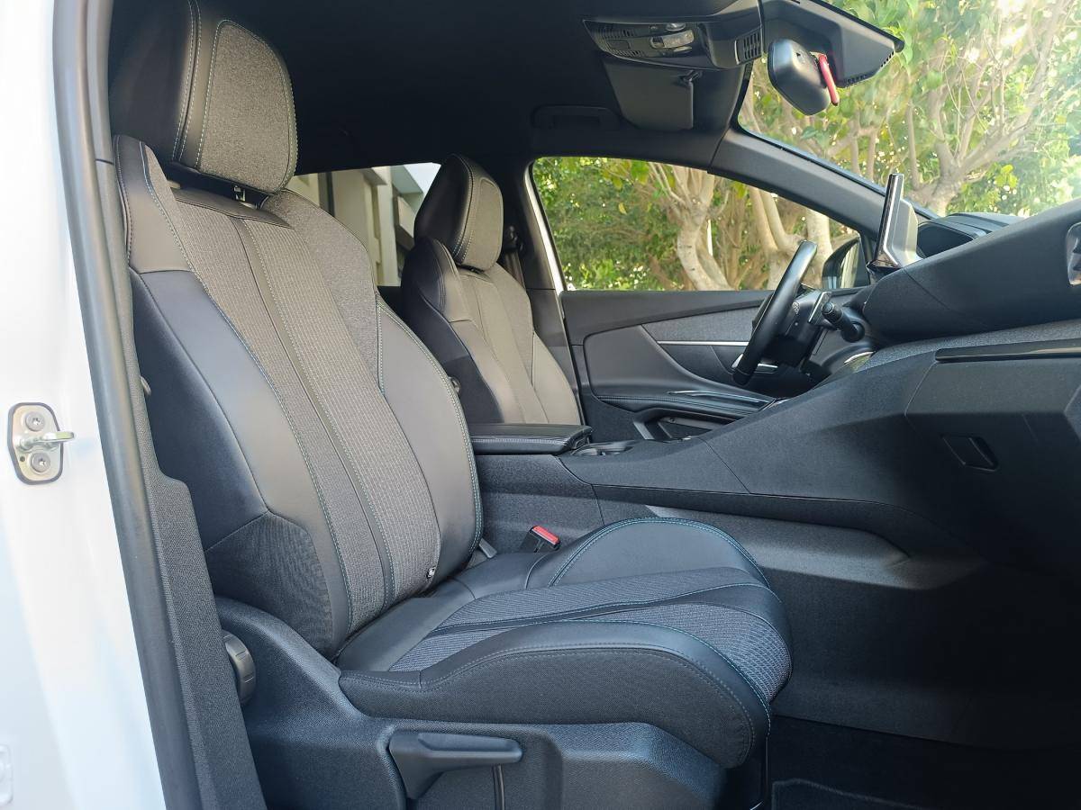 peugeot-3008-2023-hibrido-a-gasolina-1598cc