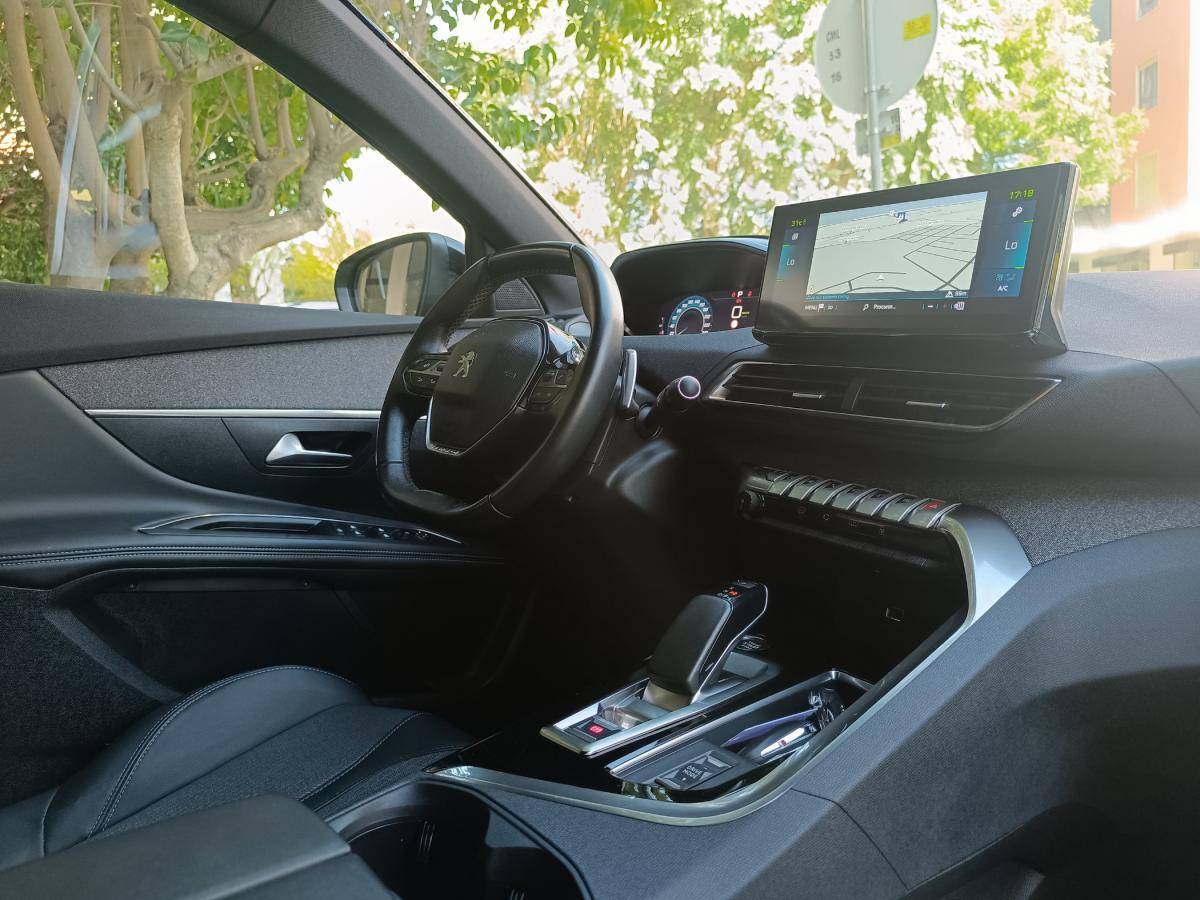 peugeot-3008-2023-hibrido-a-gasolina-1598cc