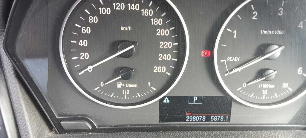 bmw-serie-2-216d-2016-diesel-1496cc