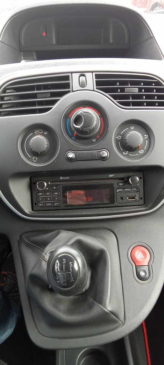 renault-kangoo-1-5-dci-2015-diesel-1461cc