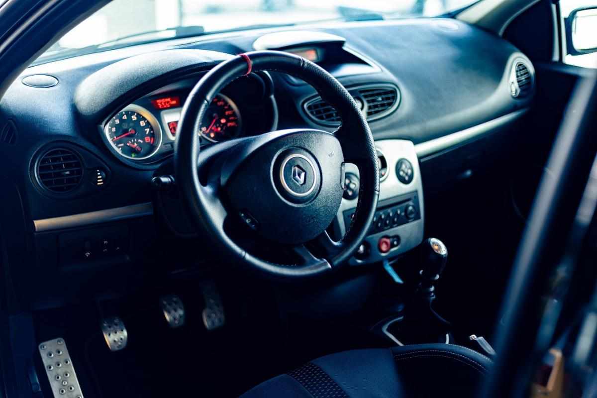 renault-clio-rs-2-0-2006-gasolina-1998cc