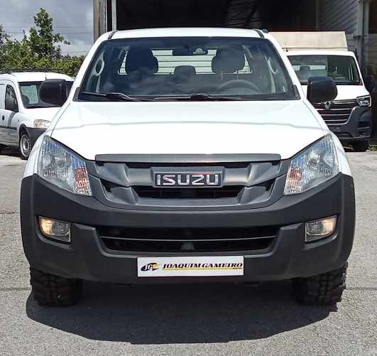isuzu-d-max-2-5-4x4-2012-diesel-2499cc