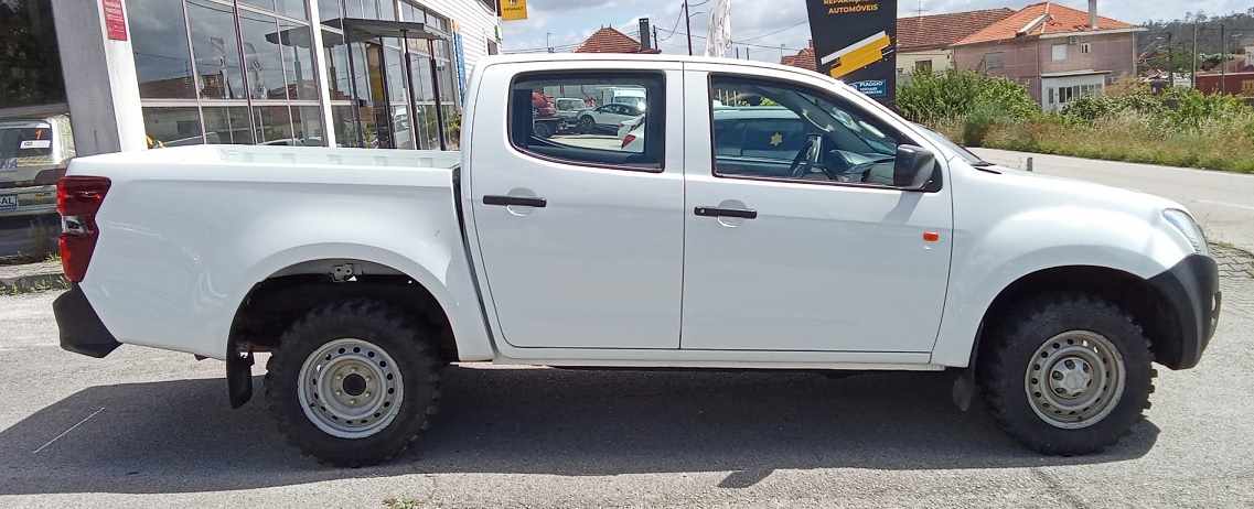 isuzu-d-max-2-5-4x4-2012-diesel-2499cc