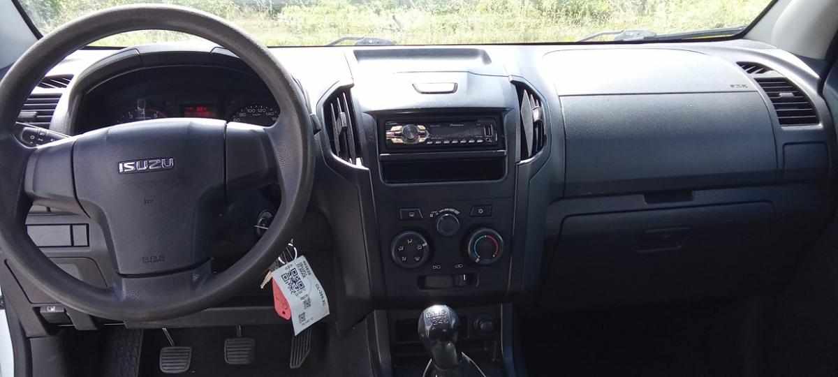 isuzu-d-max-2-5-4x4-2012-diesel-2499cc