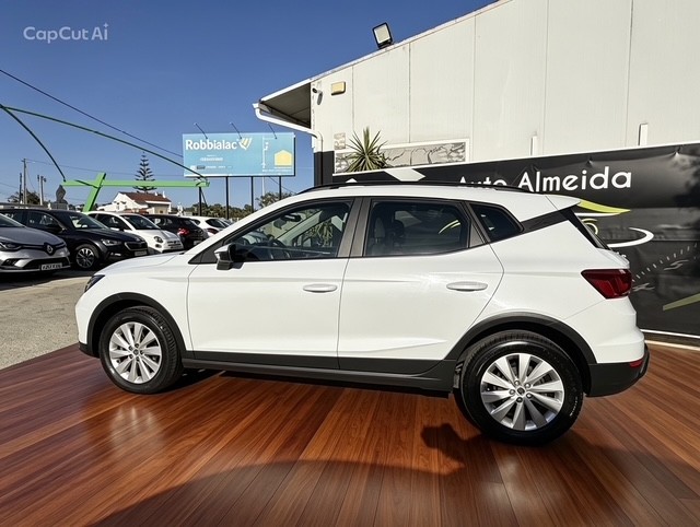 seat-arona-2023-gasolina-999cc