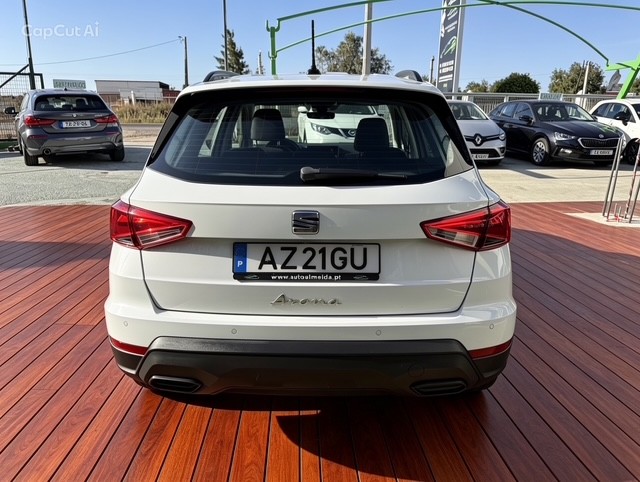 seat-arona-2023-gasolina-999cc