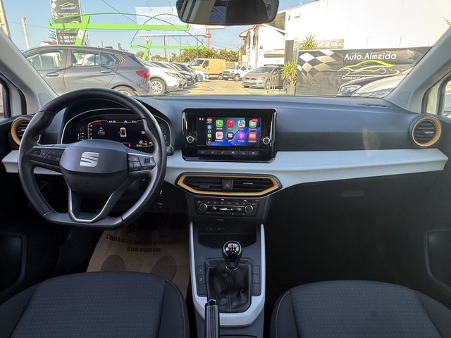 seat-arona-2023-gasolina-999cc