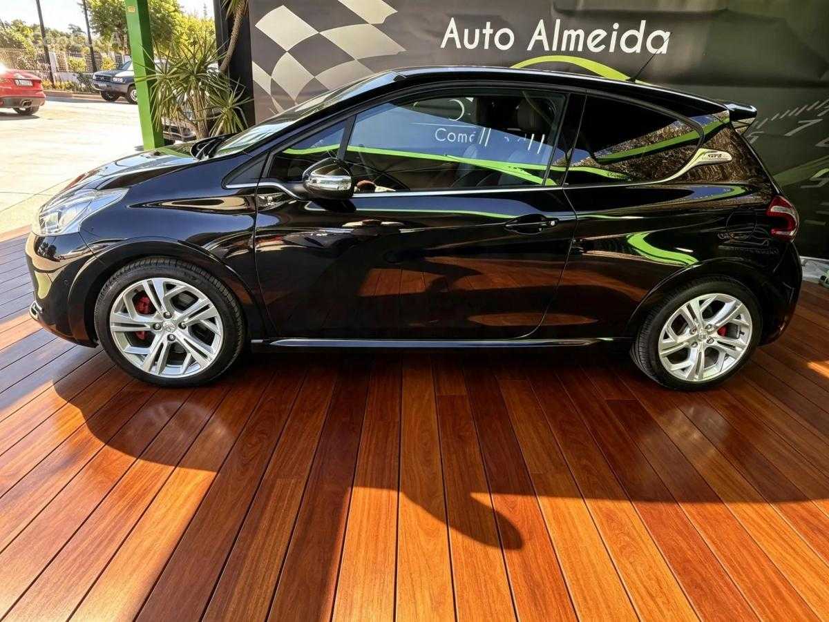 peugeot-208-2013-gasolina-1598cc