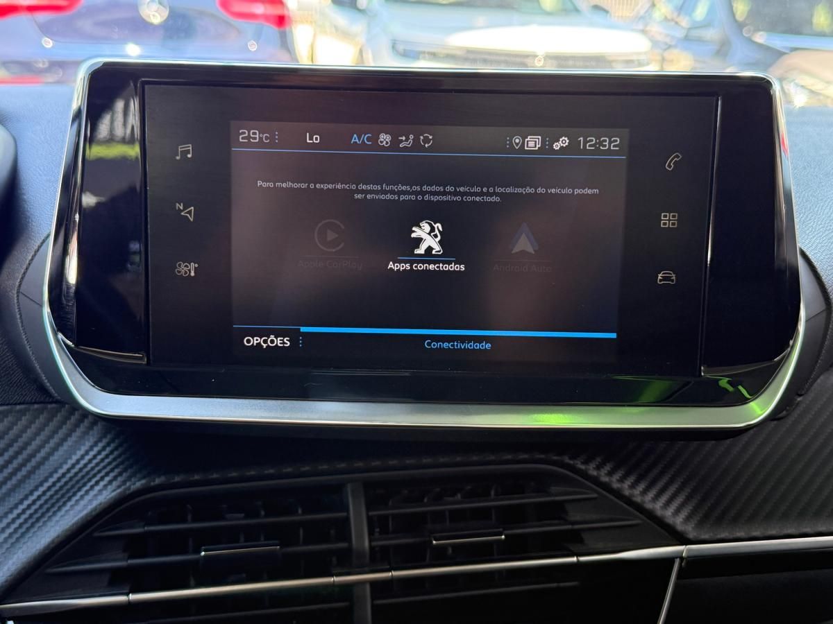 peugeot-2008-2021-diesel-1499cc