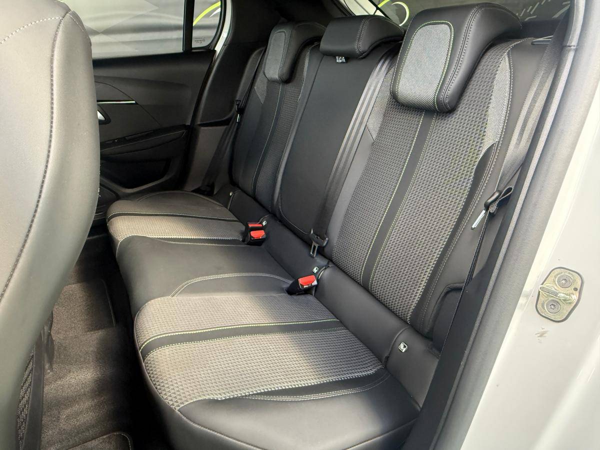peugeot-208-2023-diesel-1499cc