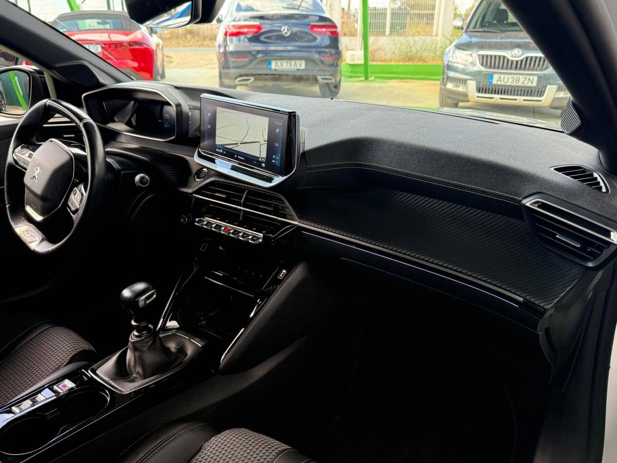 peugeot-208-2023-diesel-1499cc
