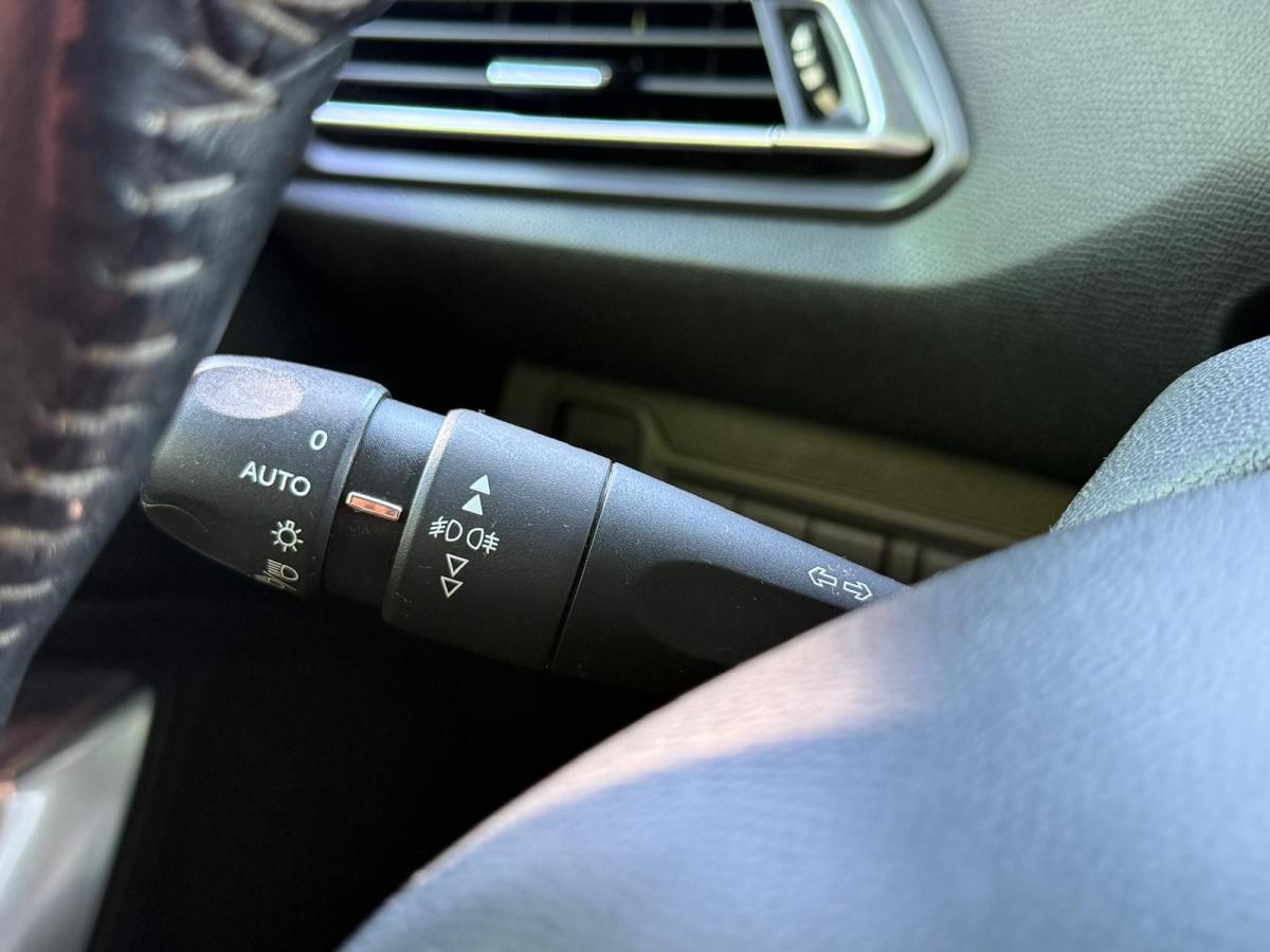 peugeot-308-sw-2014-diesel-1560cc