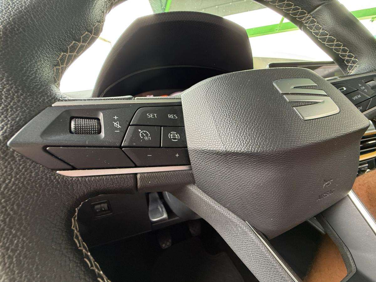 seat-ibiza-2023-gasolina-999cc