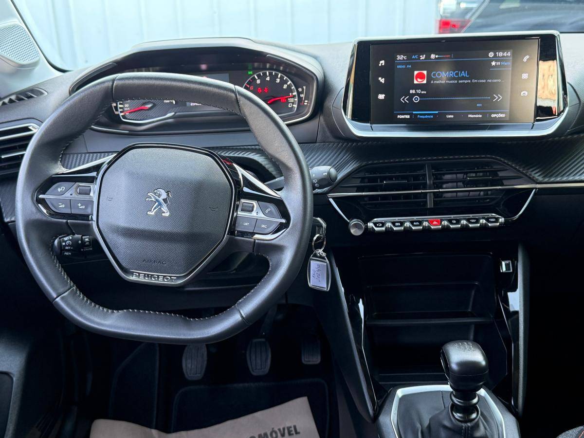 peugeot-208-2023-diesel-1499cc