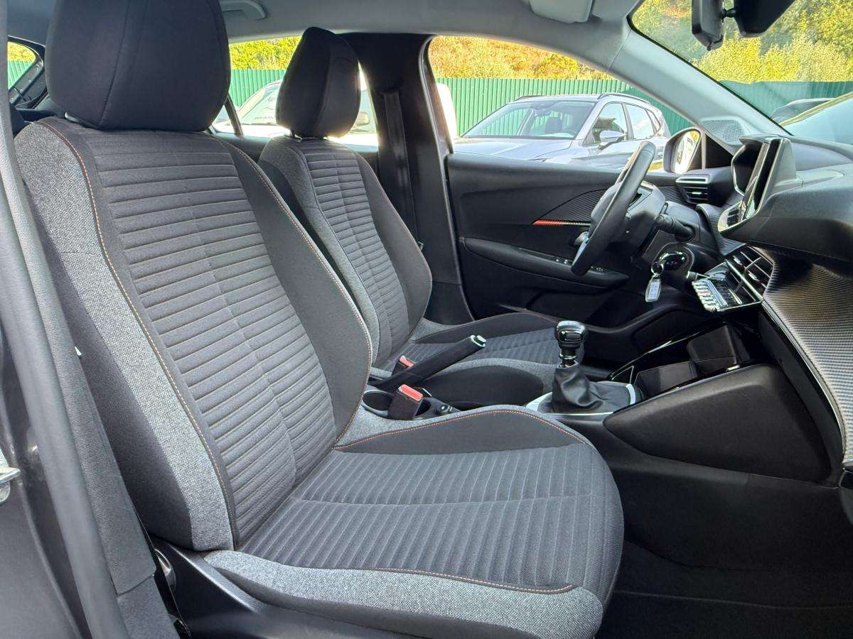 peugeot-208-2023-diesel-1499cc