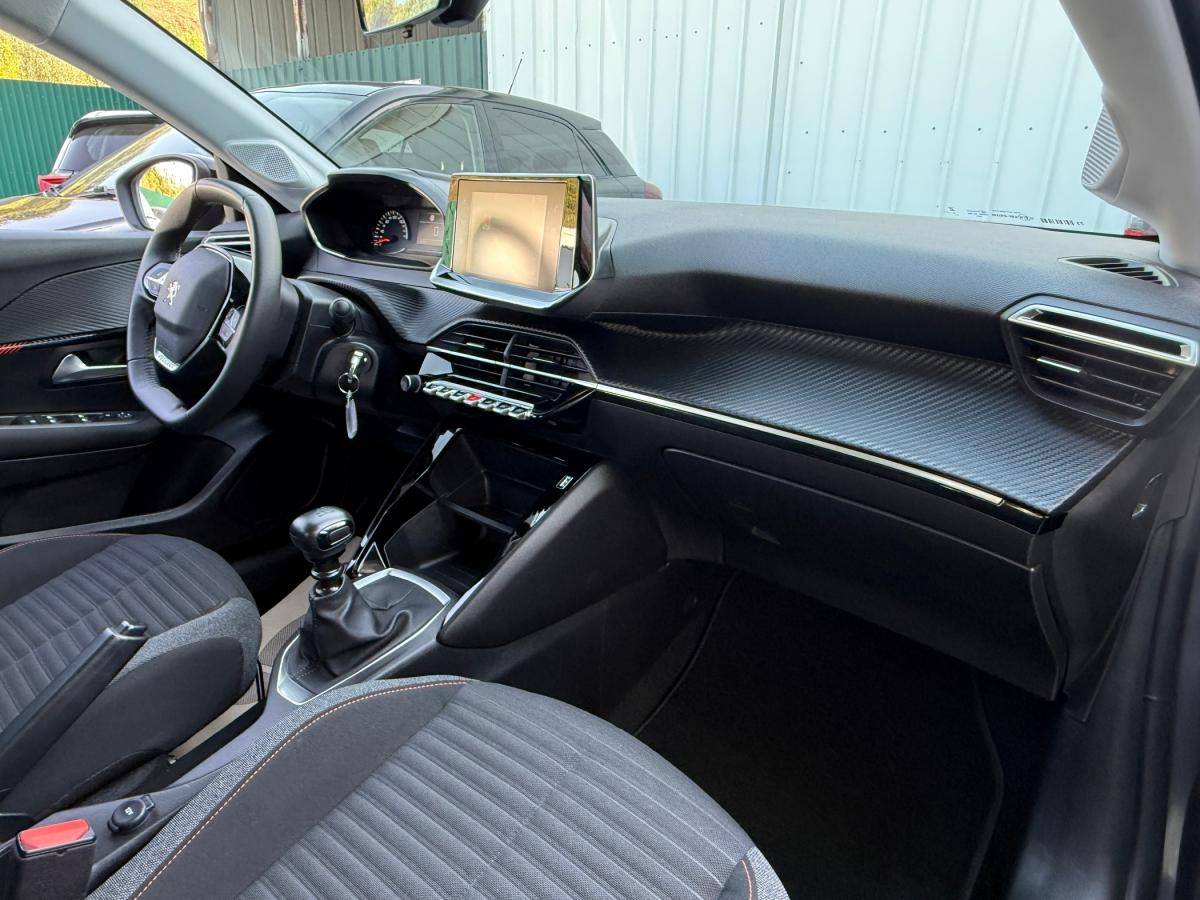 peugeot-208-2023-diesel-1499cc