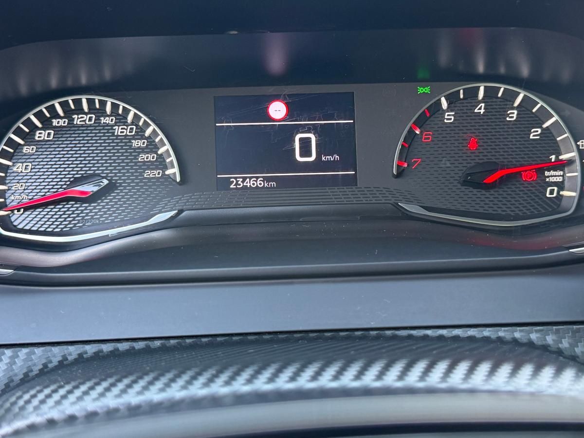 peugeot-208-2023-diesel-1499cc