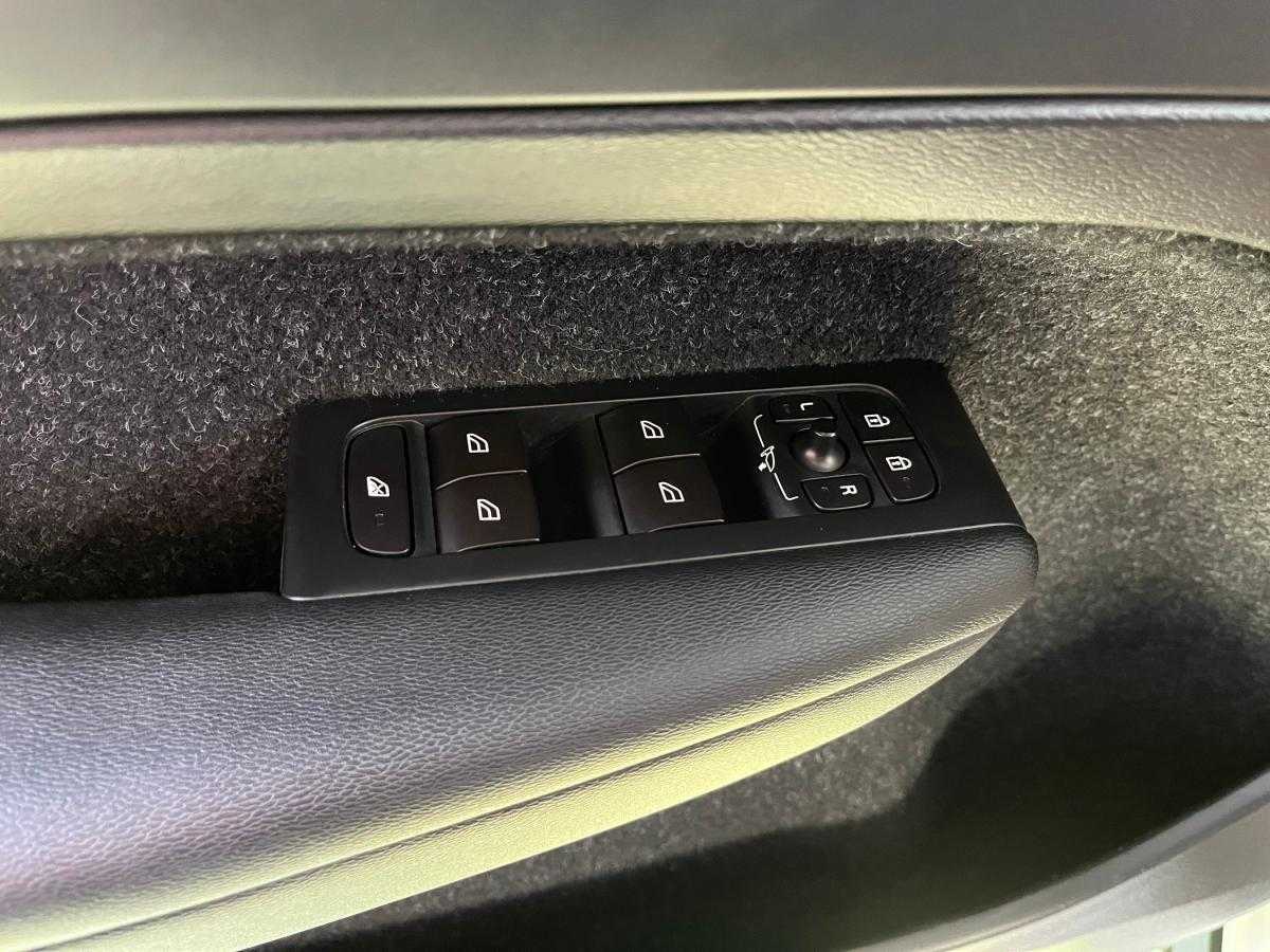 volvo-xc40-2019-diesel-1969cc