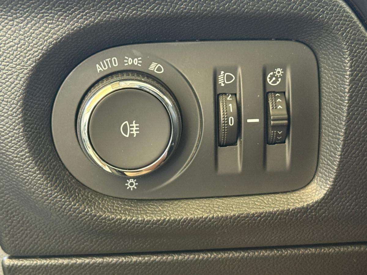 opel-corsa-2022-diesel-1499cc