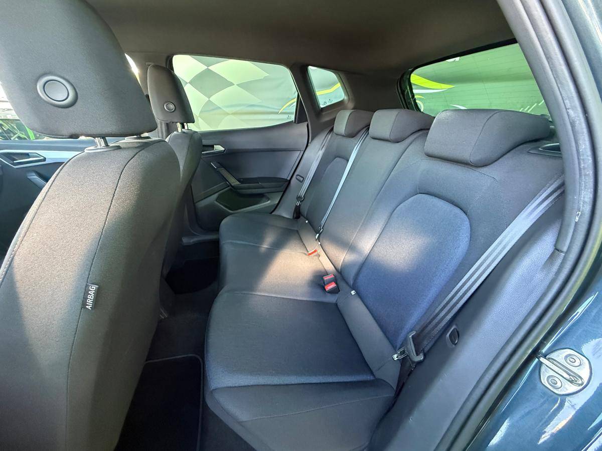 seat-arona-2023-gasolina-999cc