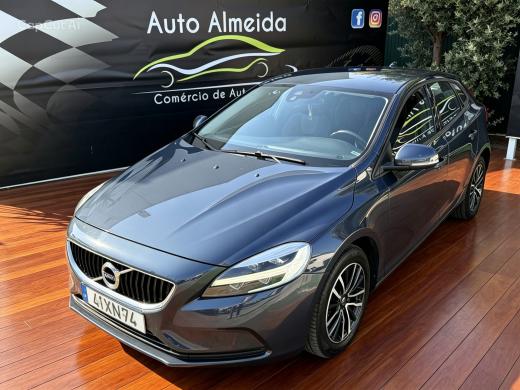 volvo-v40-2019-diesel-1969cc
