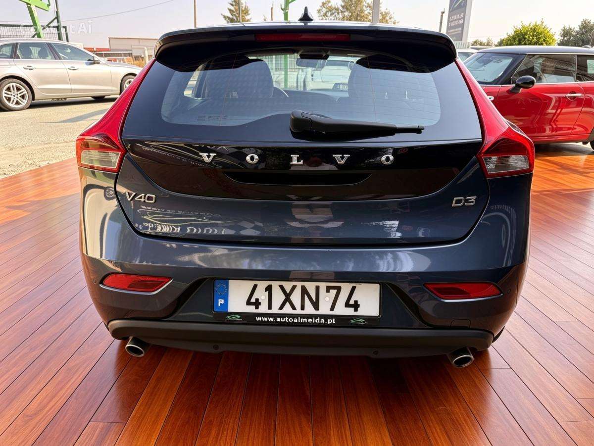 volvo-v40-2019-diesel-1969cc