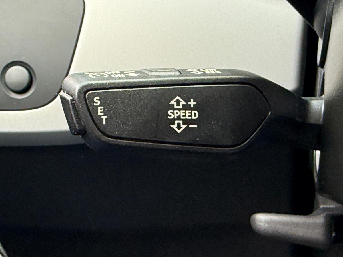 audi-a4-avant-2022-diesel-1968cc