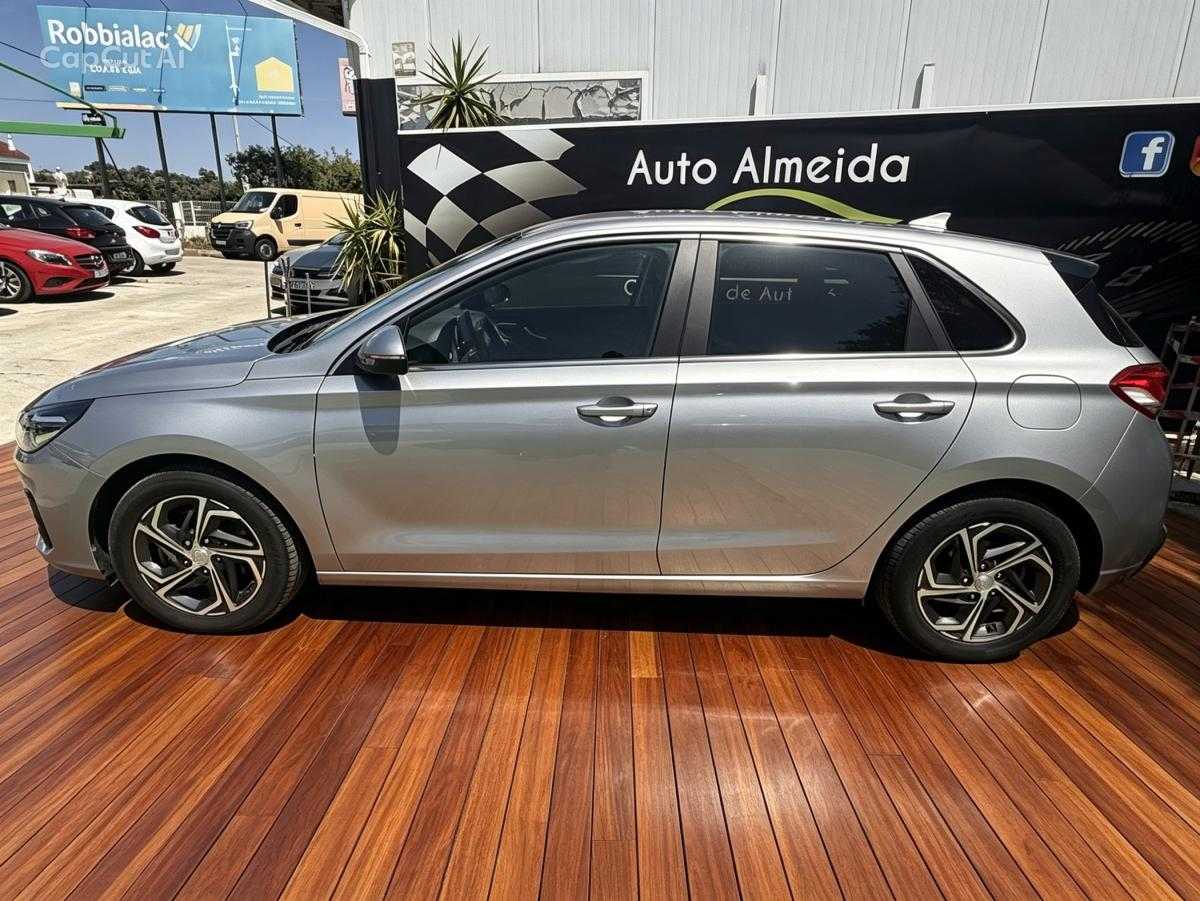 hyundai-i30-2022-gasolina-998cc