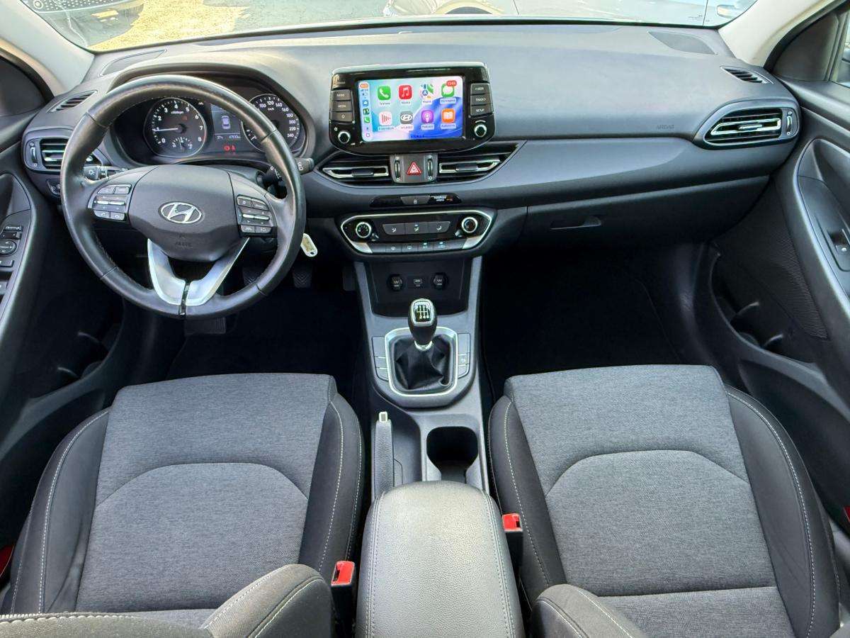 hyundai-i30-2022-gasolina-998cc