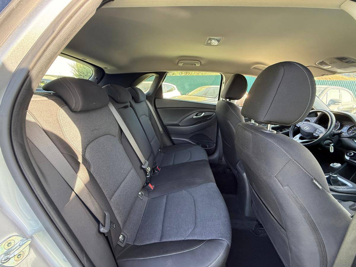 hyundai-i30-2022-gasolina-998cc