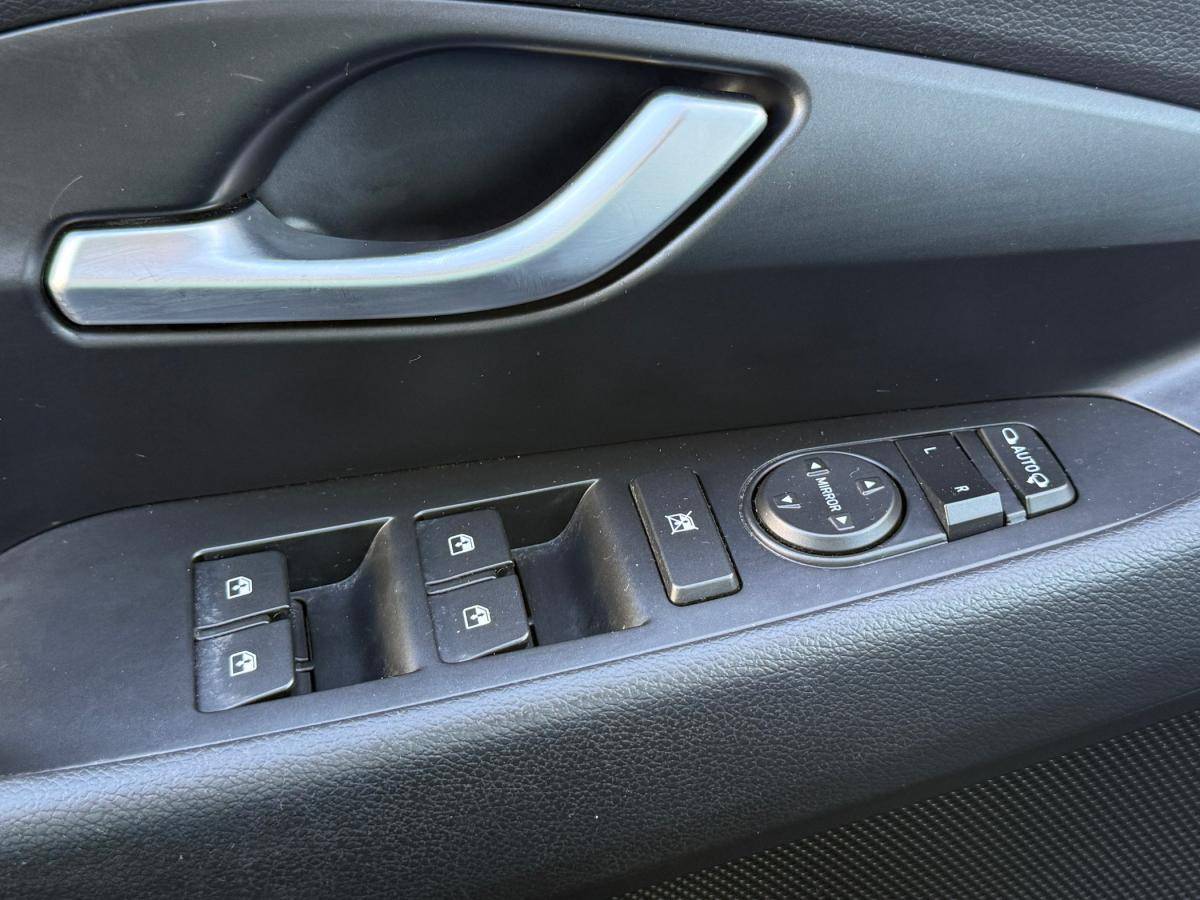 hyundai-i30-2022-gasolina-998cc