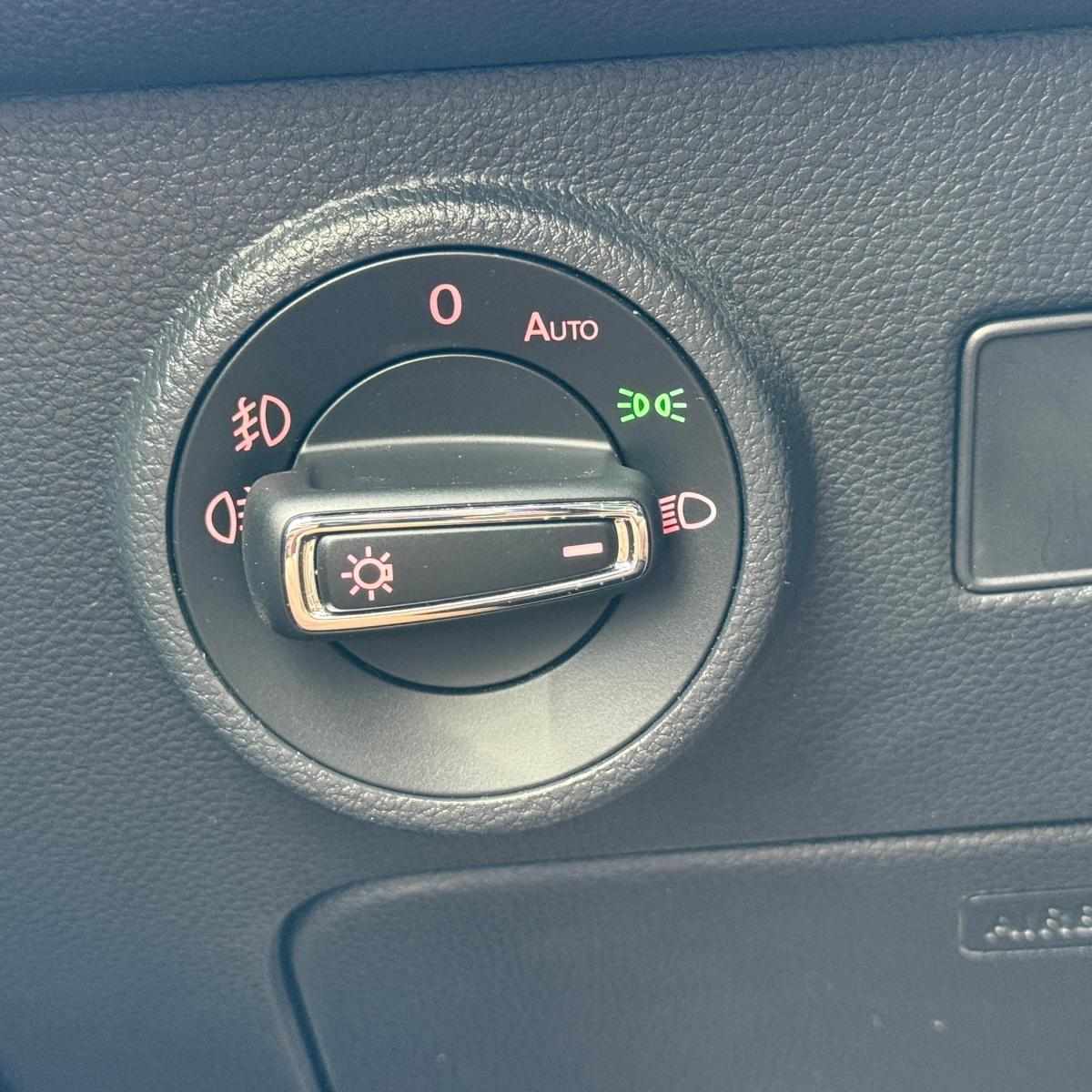 seat-ateca-2018-diesel-1598cc