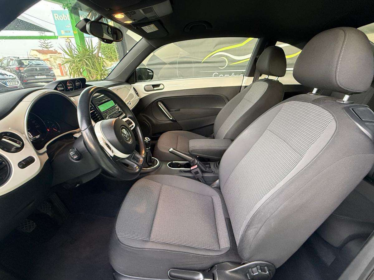 volkswagen-beetle-2012-diesel-1598cc