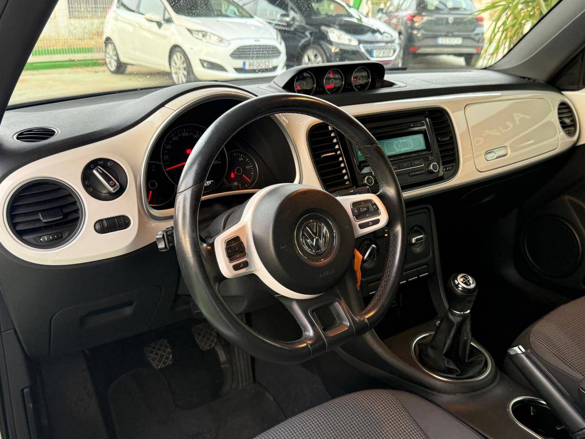 volkswagen-beetle-2012-diesel-1598cc