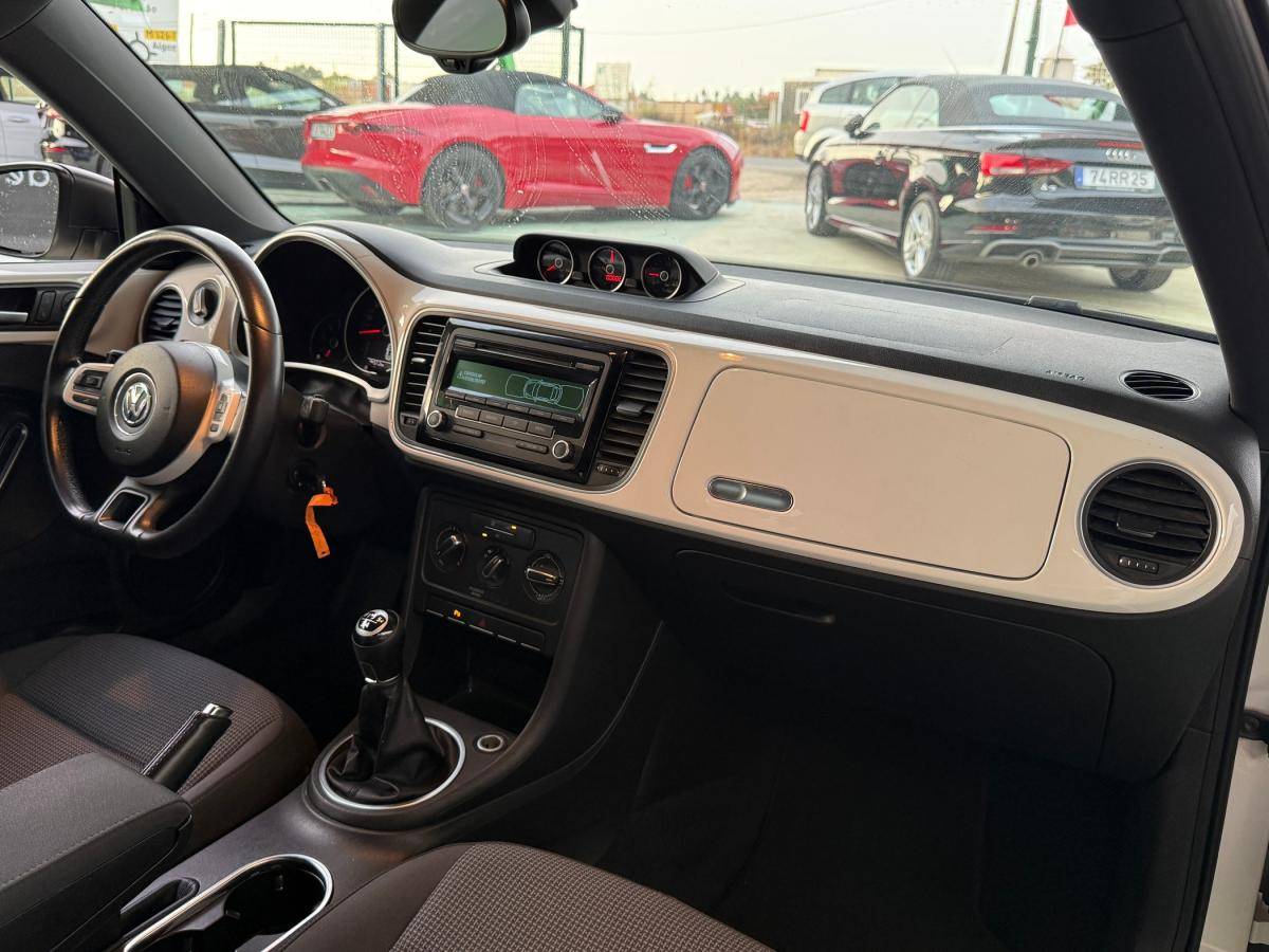 volkswagen-beetle-2012-diesel-1598cc